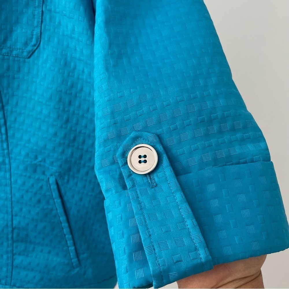 Tanjay Size 18 Blue Textured Button up Jacket, Roll-Tab Sleeves, Four Pockets - Picture 5 of 13